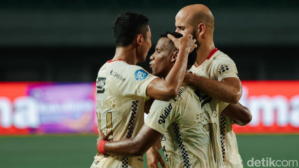 Linimasa PSS Sleman vs PSIS - Pertarungan Seru di Liga Indonesia