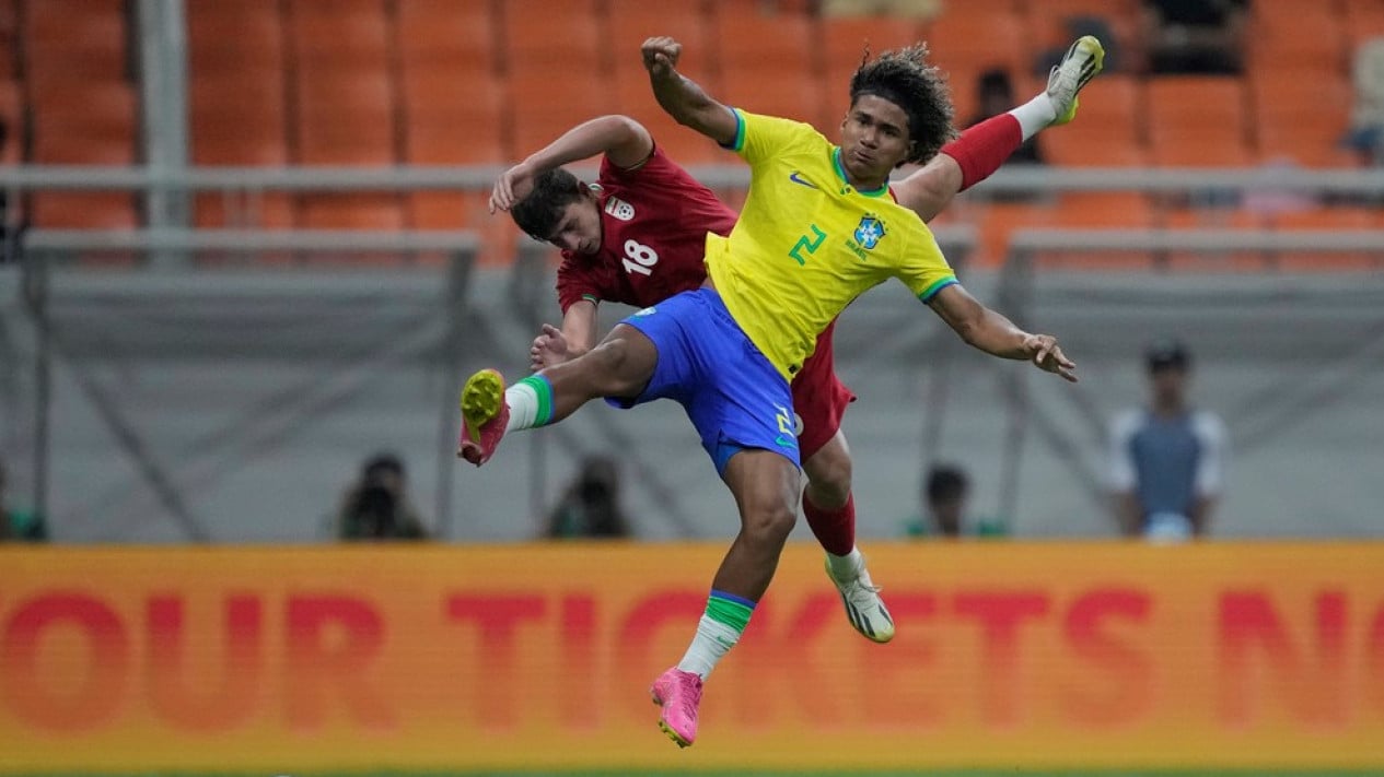 Susunan Pemain Tim Nasional Sepak Bola U-17 Inggris vs Tim Nasional Sepak Bola U-17 Brasil - Pertarungan Dua Raksasa Muda